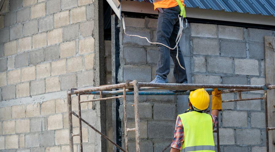 Expert Emergency Roof Repairs services in New Paris, IN